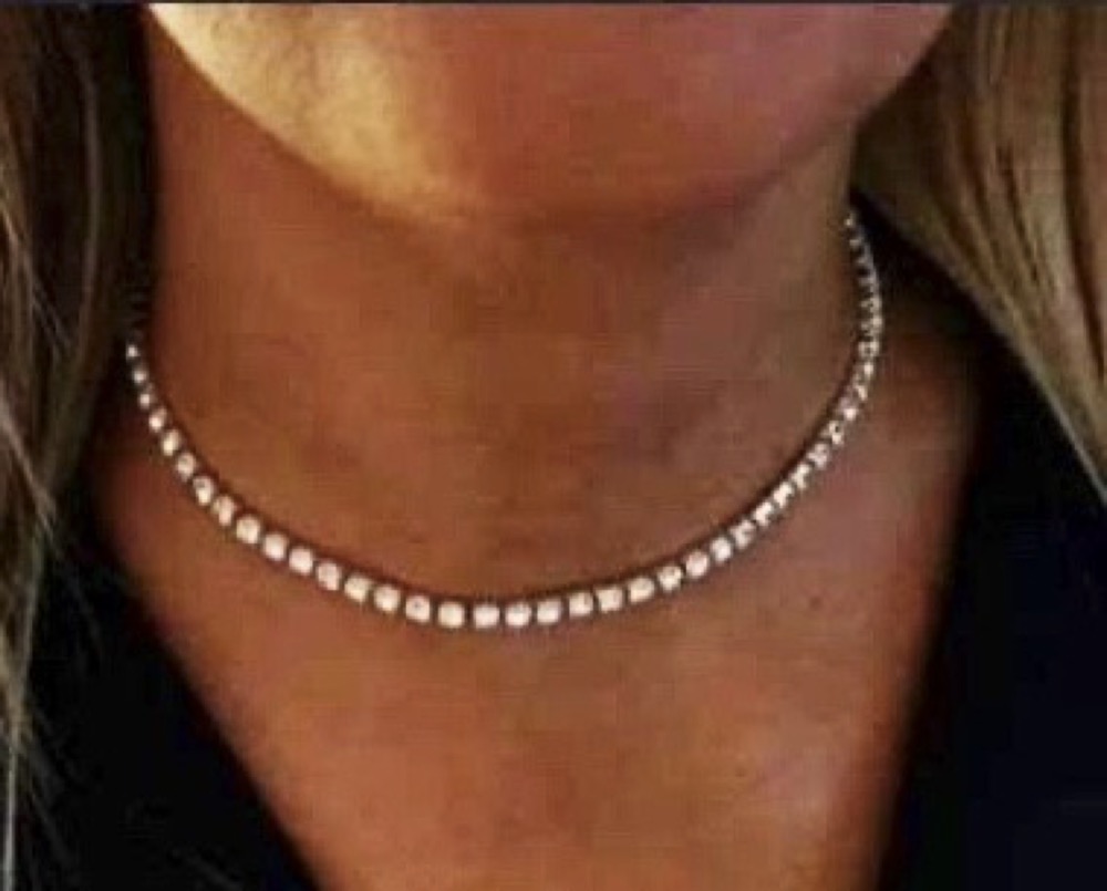 Rhinestone Clasp Choker