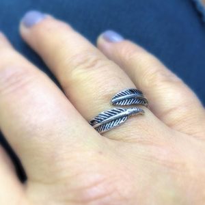 Feather ring